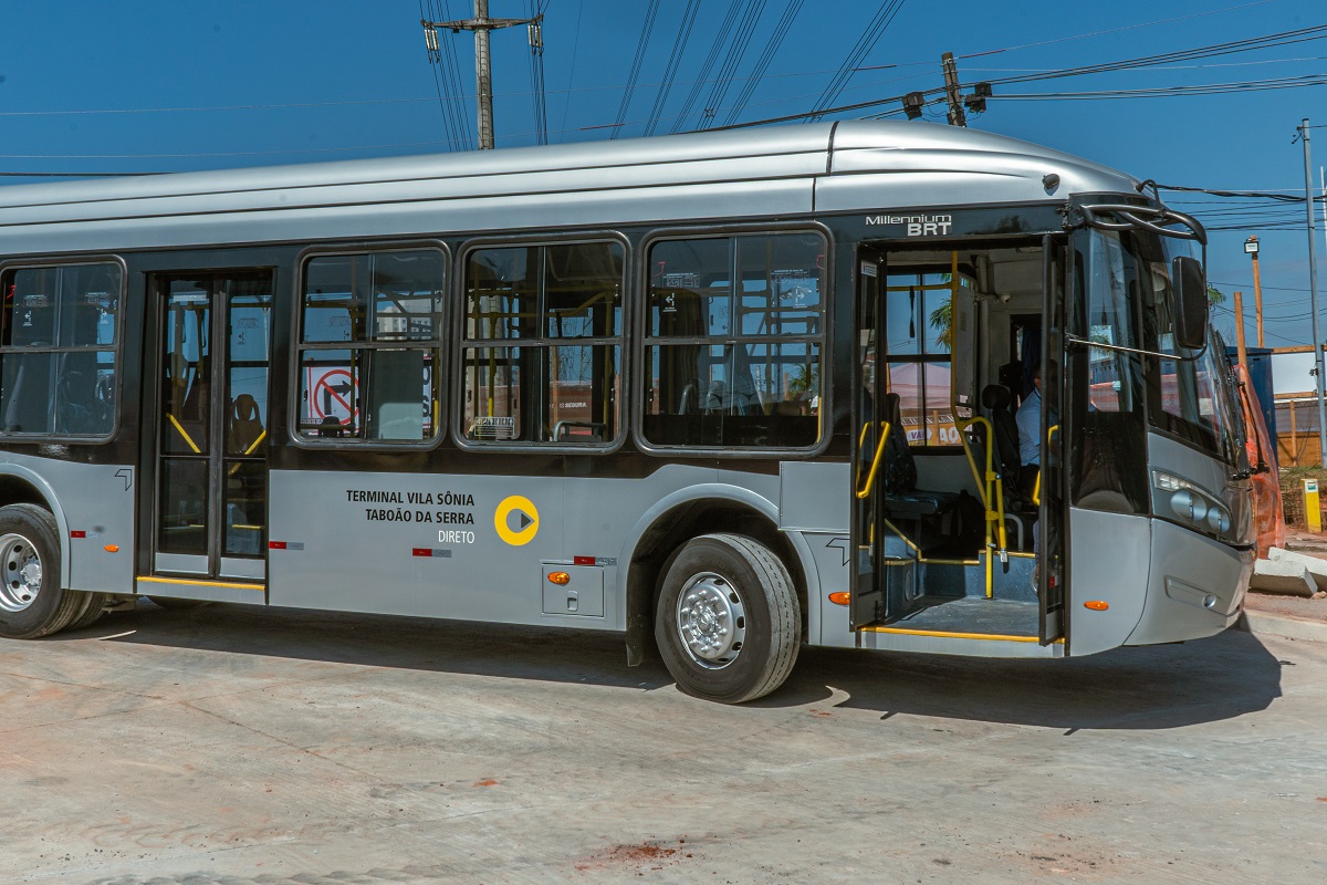 Novo ônibus Vai-Vem conectará Taboão da Serra à linha 4-Amarela do metrô